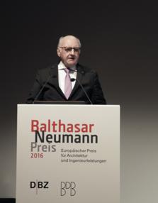 16_04_21 Präsident Hans Georg Wagner, Verleihung Balthasar Neumann Preis 2016 (web 223x286)_DBZ